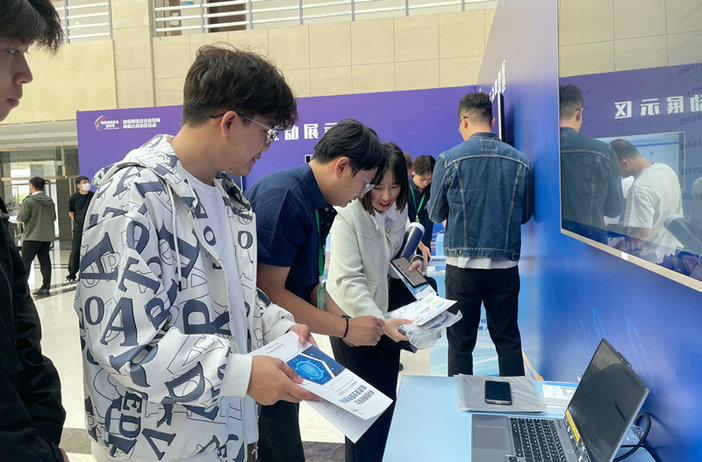 1757927267353592.jpg 網(wǎng)絡(luò)2.jpg