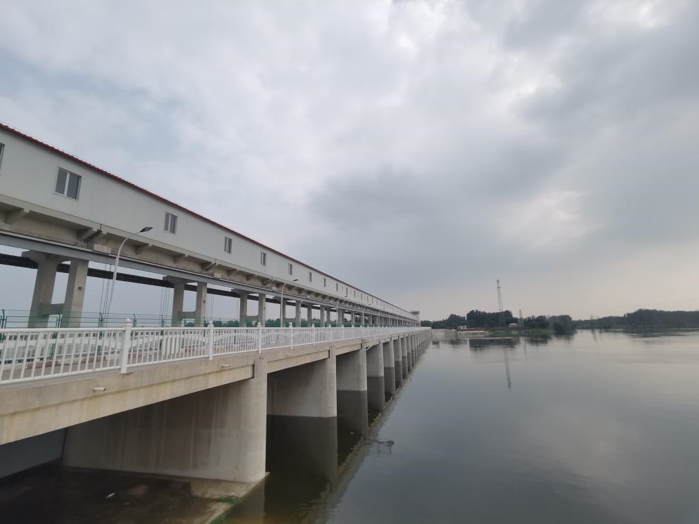 圖為獨流減河進洪南閘。新華社記者 劉惟真 攝