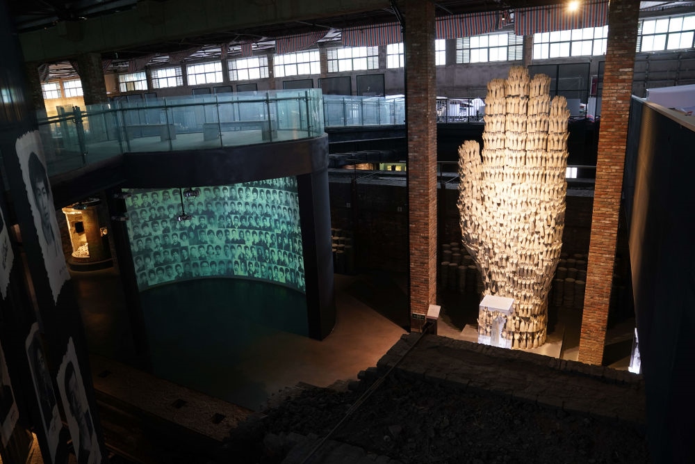 ↑這是景德鎮(zhèn)陶瓷工業(yè)遺產(chǎn)博物館內(nèi)景（2023年5月16日攝）。