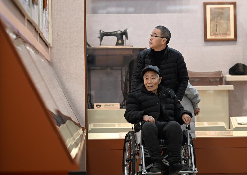 2024年1月29日，市民在平津戰(zhàn)役紀(jì)念館參觀。