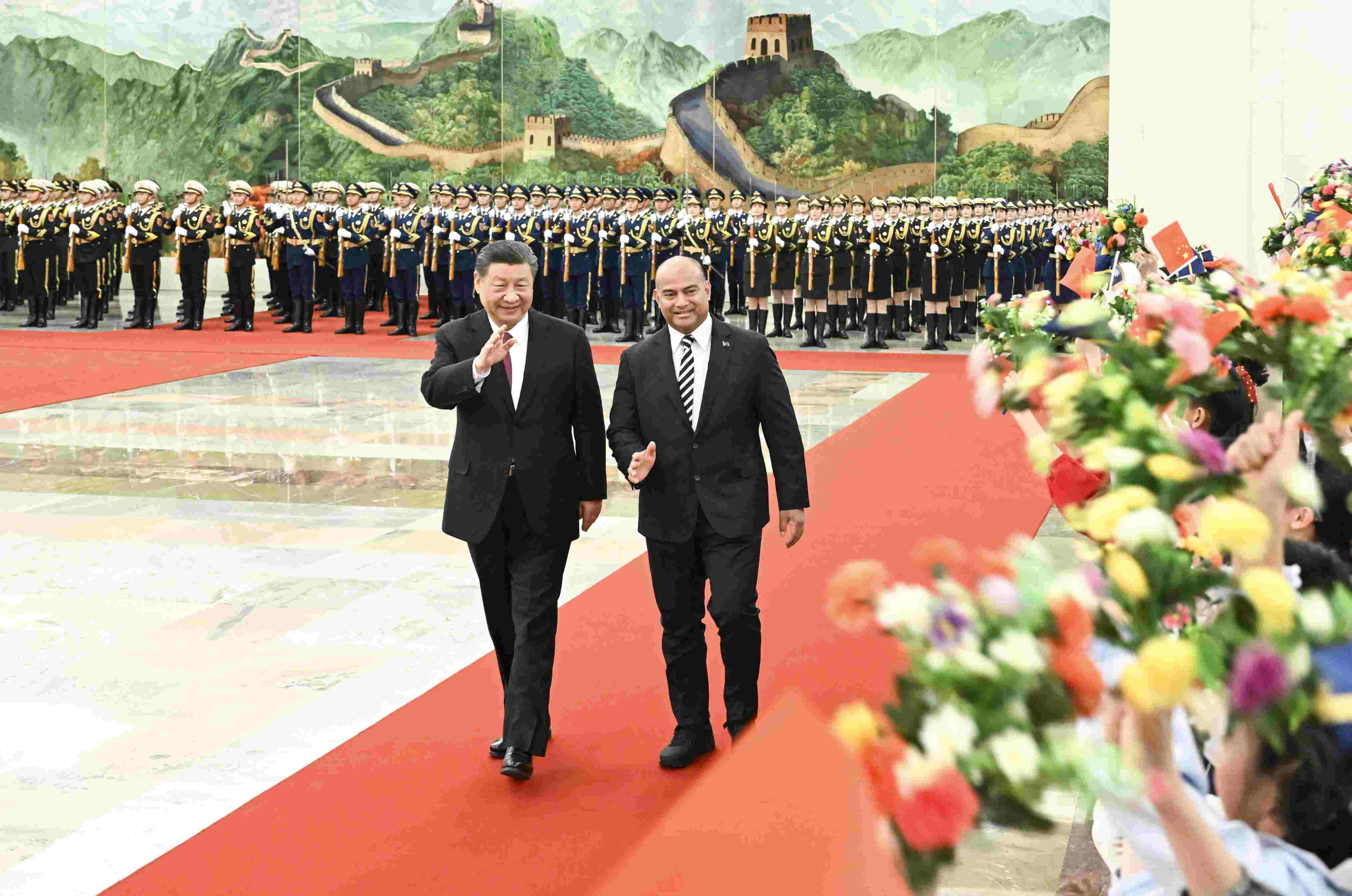 2024年3月25日，習(xí)近平主席在人民大會堂北大廳為瑙魯總統(tǒng)阿迪昂舉行歡迎儀式。