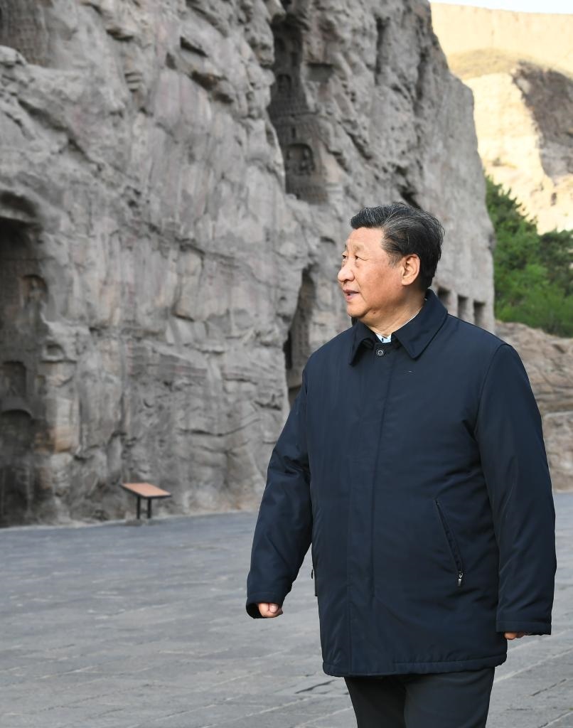 2020年5月11日，習(xí)近平總書記在山西云岡石窟實(shí)地了解歷史文化遺產(chǎn)保護(hù)情況。新華社記者 謝環(huán)馳 攝
