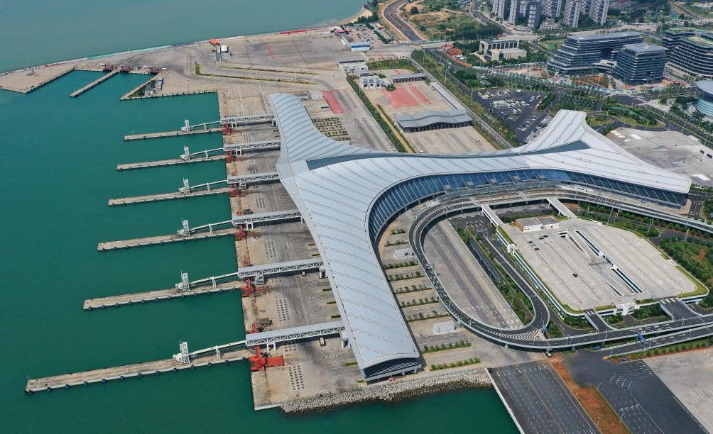 這是已經(jīng)停航的海口新海港（9月4日攝，無人機(jī)照片）。新華社記者 郭程 攝