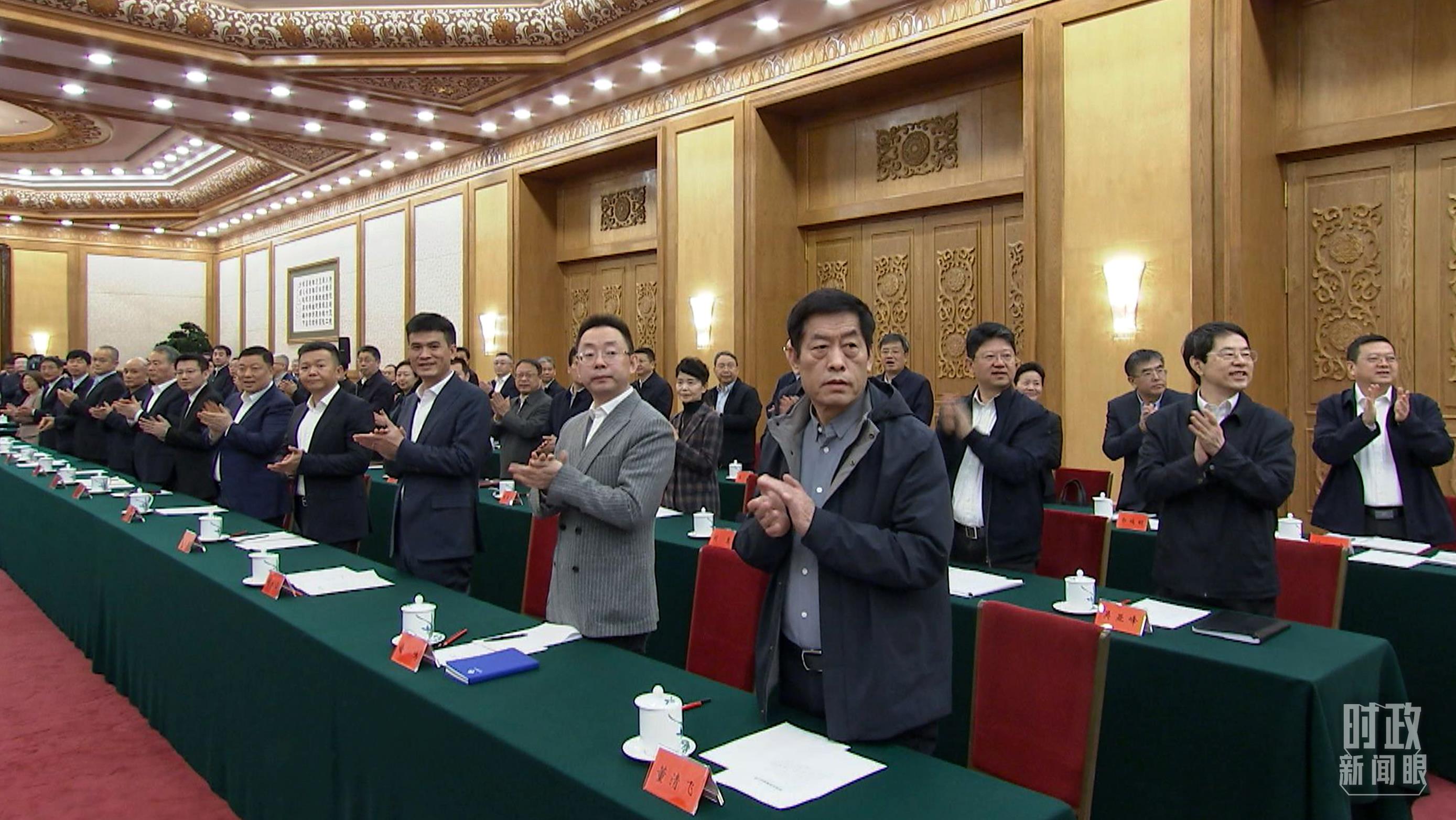 △2月17日，民營(yíng)企業(yè)座談會(huì)現(xiàn)場(chǎng)。